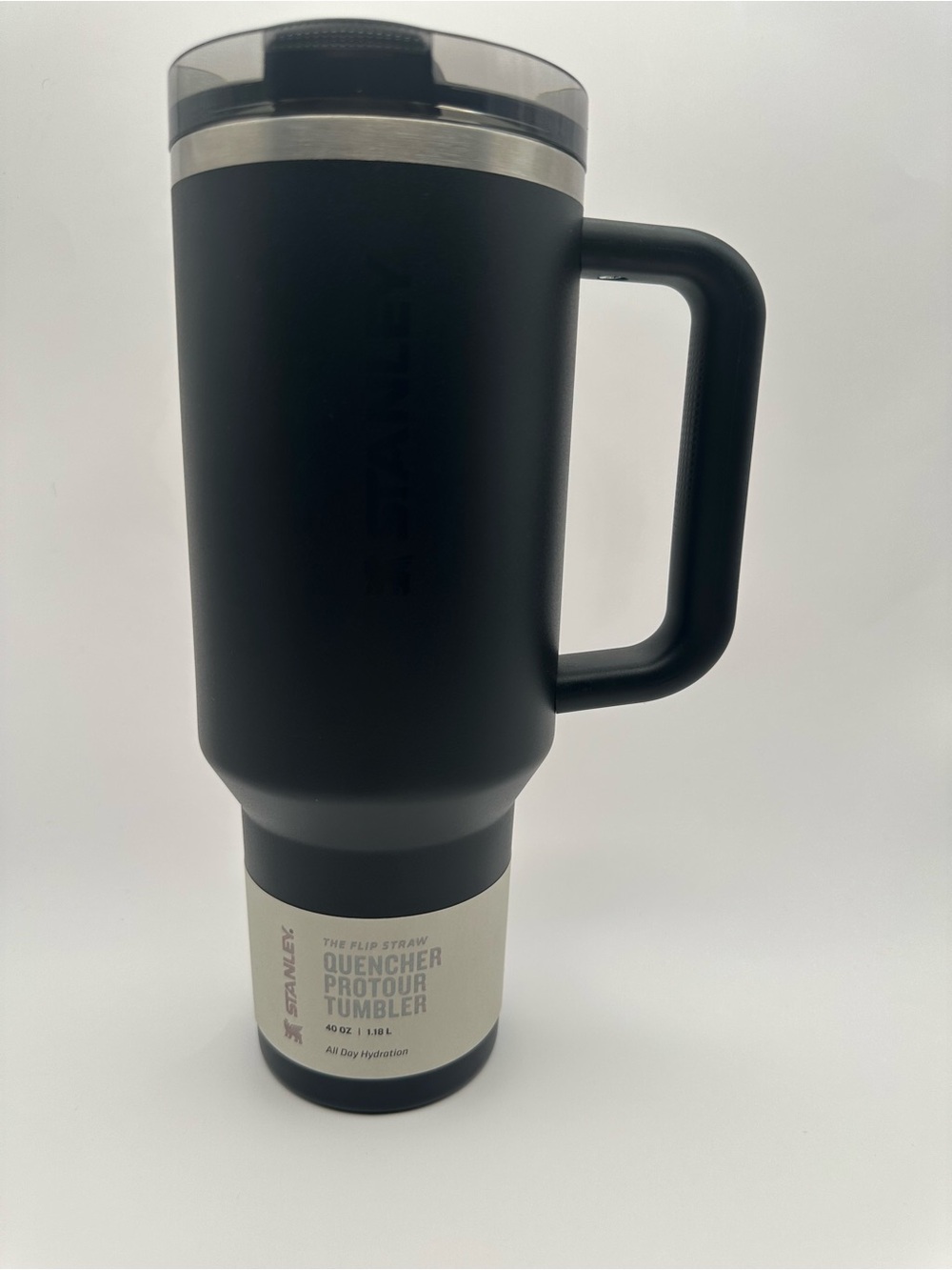Stanley Matte Black Quencher Tumbler with Clear Lid 40 oz - Picture 1 of 7